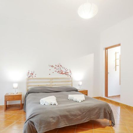 Maqueda Balcony Apartment Palermo Exterior photo