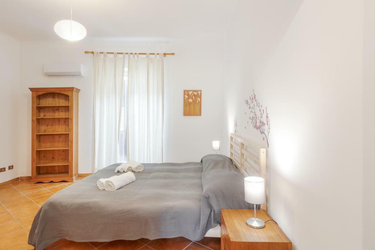 Maqueda Balcony Apartment Palermo Exterior photo